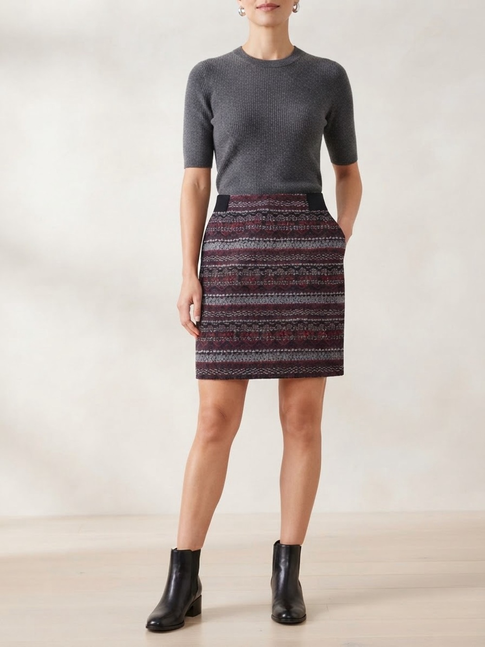 J JILL Tapestry Jacquard Pencil Skirt MP Black/Burgundy $79 Retail NWOT